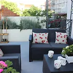 Calypso - Newly Equiped, With Separate Entrance And Parking