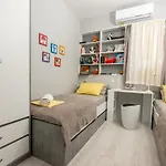 Calypso - Newly Equiped, With Separate Entrance And Parking Супетар