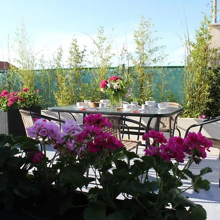 Calypso - Newly Equiped, With Separate Entrance And Parking Apartamento *